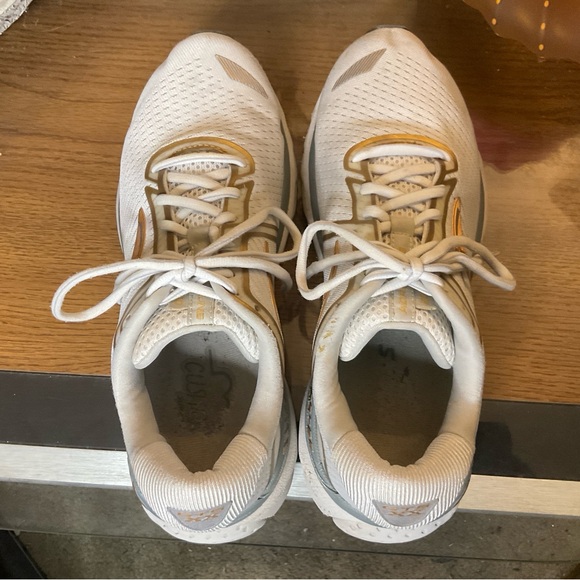 BROOKS WOMENS ADRENALINE GTS 20 RUNNING SHOES SZ 9 - Picture 5 of 7